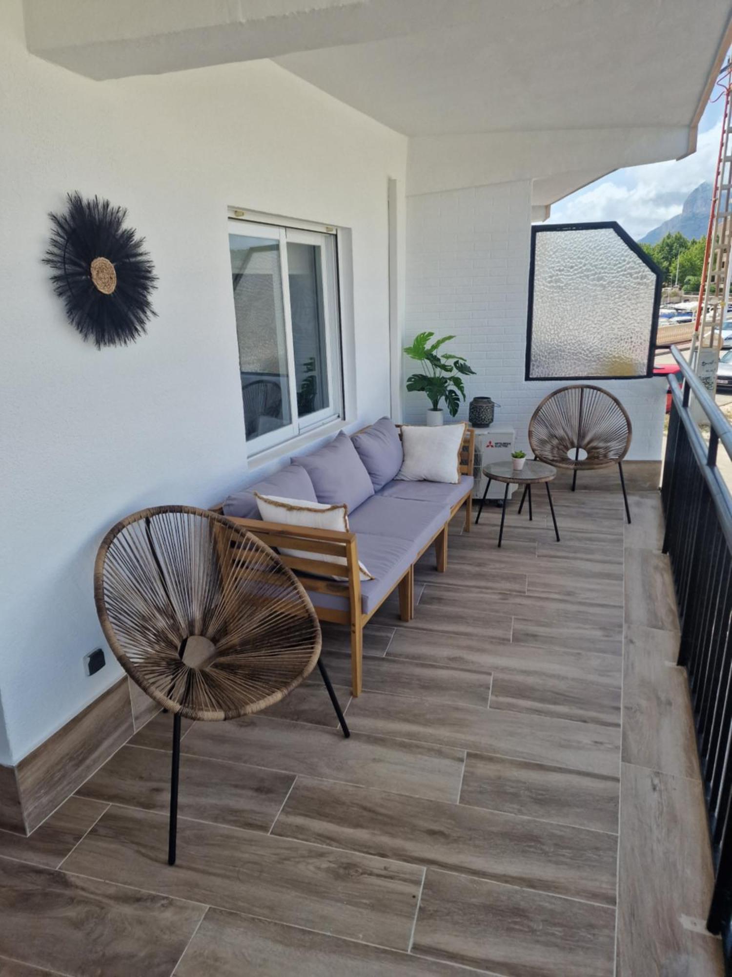 Waterfront 3 Bed Apartment, 90M From The Beach Platja de Larenal Exterior foto