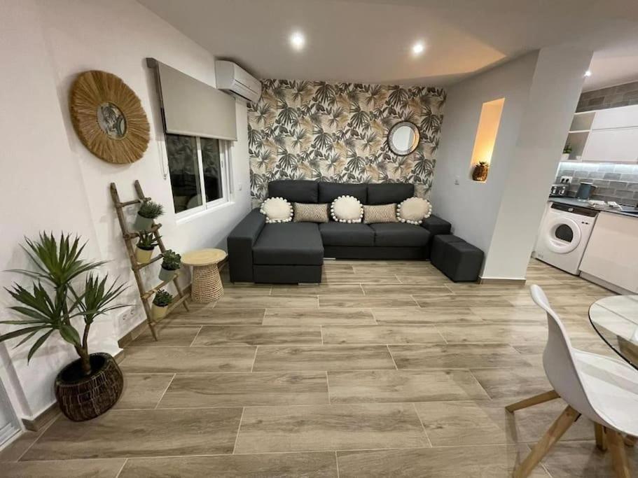 Waterfront 3 Bed Apartment, 90M From The Beach Platja de Larenal Exterior foto